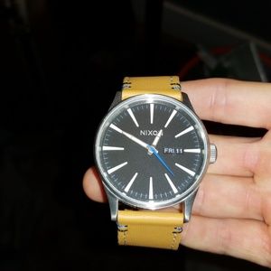 Nixon Watch (The Sentry)